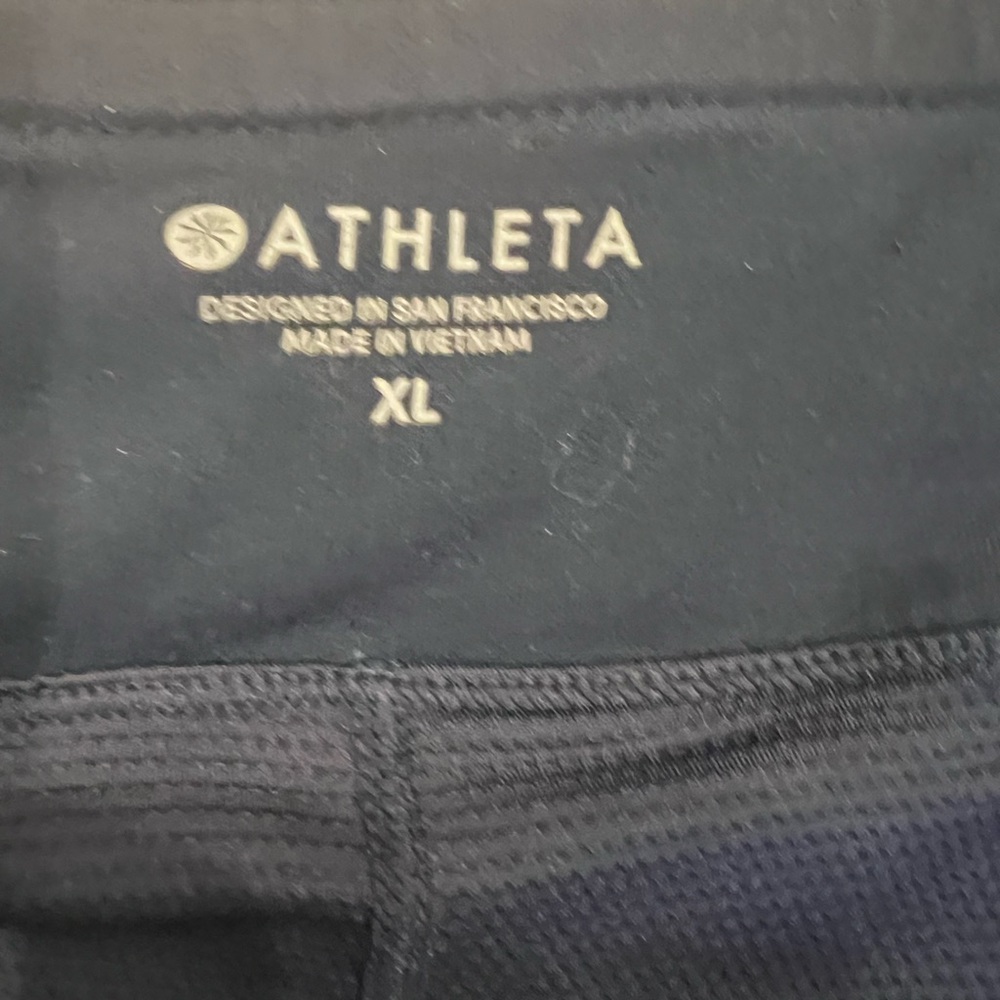 CLOSET CLOSE OUT PRICING Navy Golf Skirt by Athleta - Picture 3 of 3